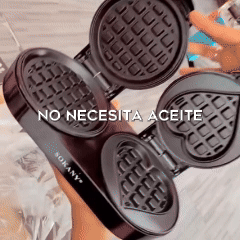 Waflera Eléctrica Doble De Figuras Antiadherente Sokany 1100 Color Negro